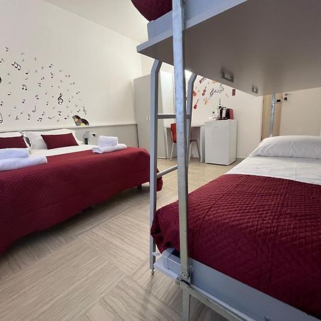 La Lirica Rooms เวโรนา ภายนอก รูปภาพ