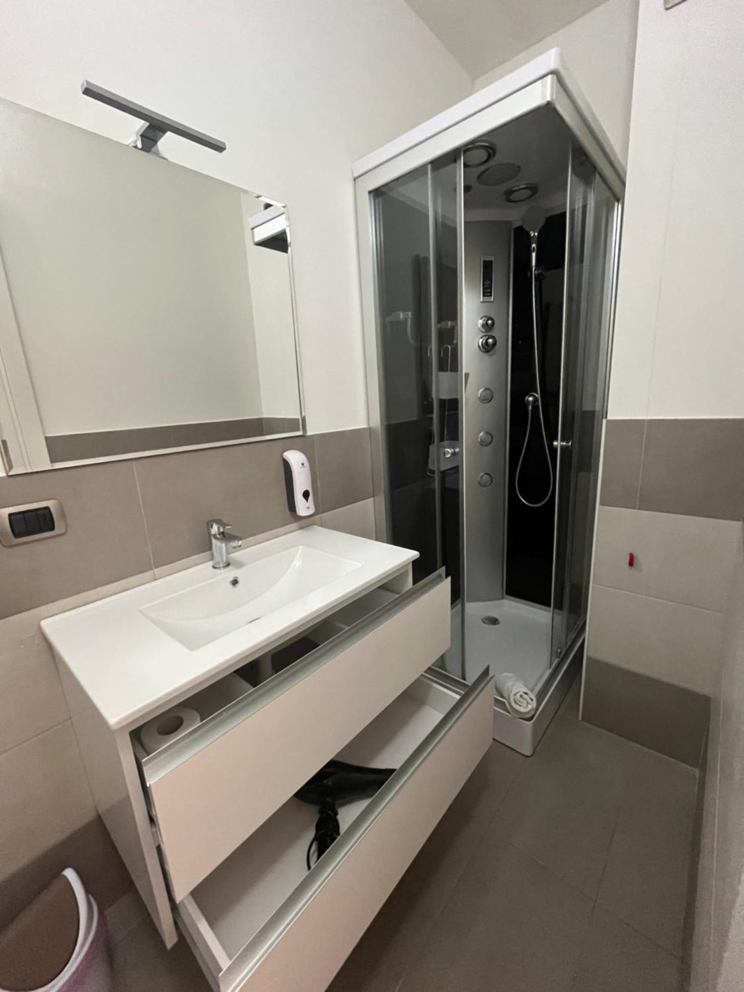 La Lirica Rooms เวโรนา ภายนอก รูปภาพ